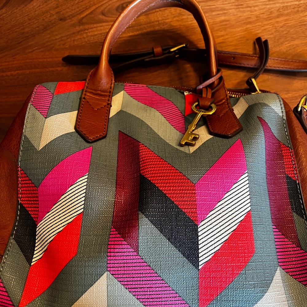 Fossil Fiona Satchel - Picture 2 of 3